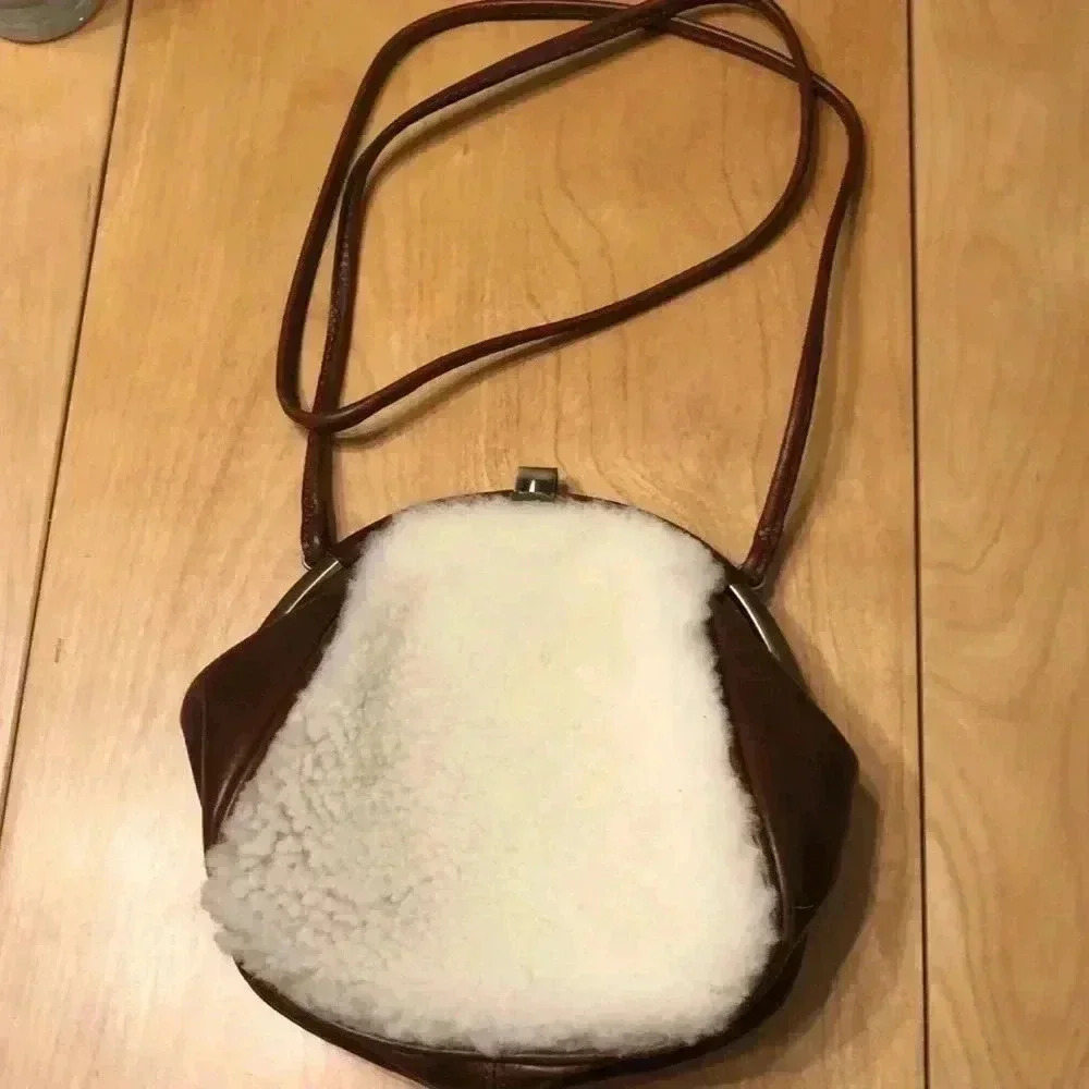 NWOT Patricia Nash Portafina frame crossbody bag.100% leather.